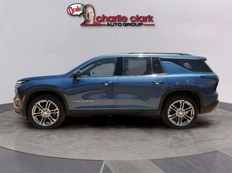 New 2025 Chevrolet Traverse LT w/ Driver Confidence Package video 2