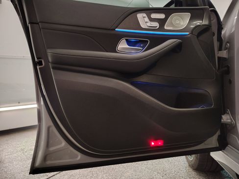 Certified 2025 Mercedes-Benz GLE 63 AMG S image 13