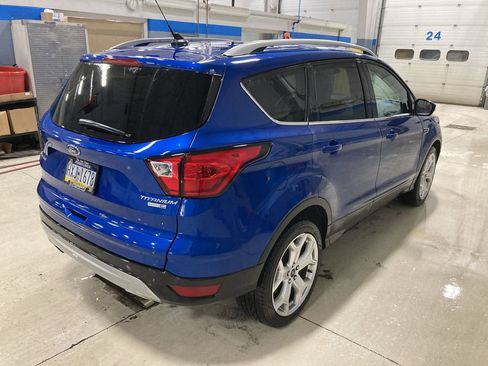 Used 2019 Ford Escape Titanium image 7