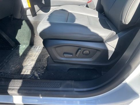 New 2026 Ford Explorer Active w/ Active Comfort Package image 17