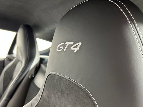 Certified 2020 Porsche 718 Cayman GT4 RWD image 16