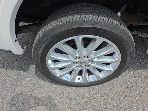 Used 2019 Ford F150 Limited AWD/4WD image 40