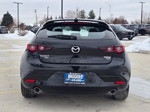 New 2026 MAZDA MAZDA3 Hatchback w/Premium Plus Pkg image 12