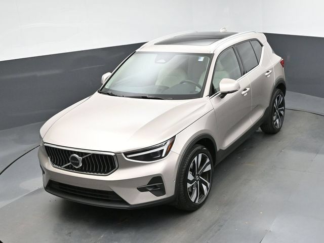Used 2024 Volvo XC40 B5 Ultimate AWD/4WD image 41
