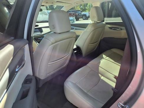 Used 2020 Cadillac XT5 Premium Luxury image 22