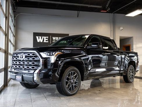 Used 2025 Toyota Tundra Platinum image 1
