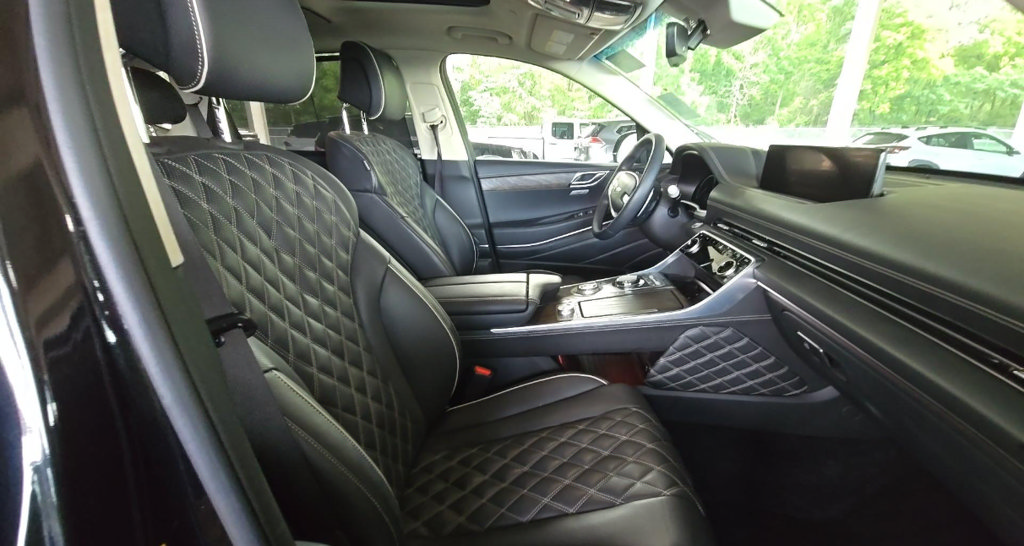 Used 2024 Genesis GV80 3.5T w/ Prestige Package AWD/4WD image 5