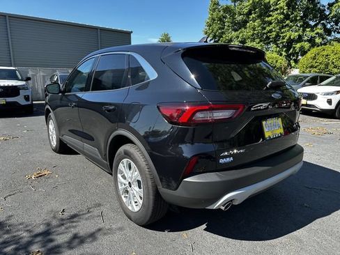 Certified 2023 Ford Escape Active AWD/4WD image 7