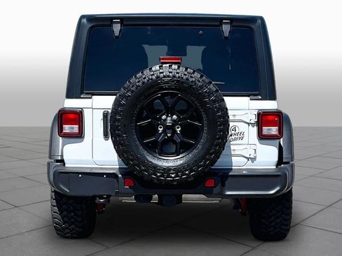Used 2024 Jeep Wrangler Unlimited Sport AWD/4WD image 5