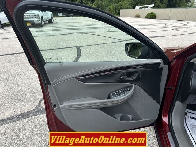 Used 2017 Chevrolet Impala Premier FWD image 9