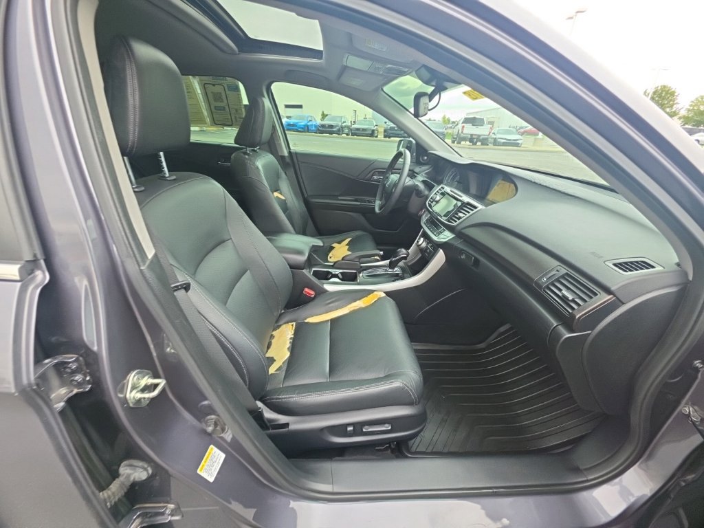 Used 2014 Honda Accord EX-L image 32