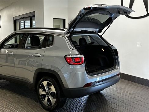 Used 2018 Jeep Compass Latitude w/ Popular Equipment Group image 25
