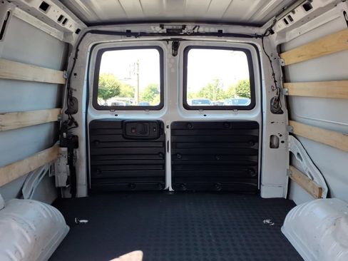 Used 2024 GMC Savana 2500 w/ Driver Convenience Package RWD image 12