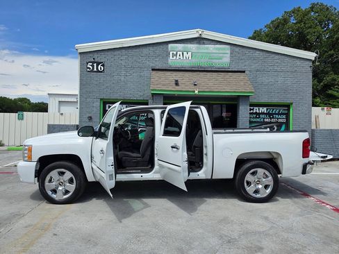 Used 2009 Chevrolet Silverado 1500 LT w/ Regional Value Package RWD image 29