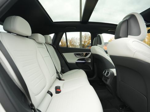 New 2026 Mercedes-Benz GLC 300 4MATIC image 37