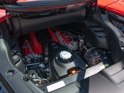 Used 2024 Ferrari SF90 Spider AWD/4WD image 26