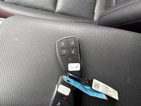 Used 2025 Chevrolet Equinox RS w/ Safety and Technology Package image 26