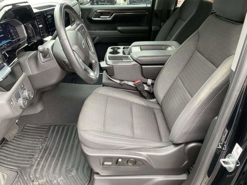 Used 2023 Chevrolet Silverado 1500 RST image 16