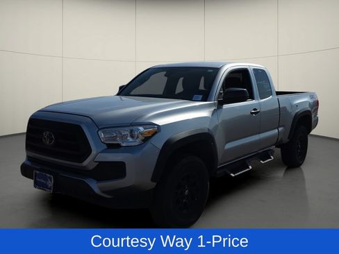 Used 2022 Toyota Tacoma SR w/ SX Package RWD image 4
