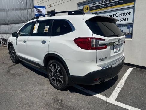 Certified 2023 Subaru Ascent Touring AWD/4WD image 3