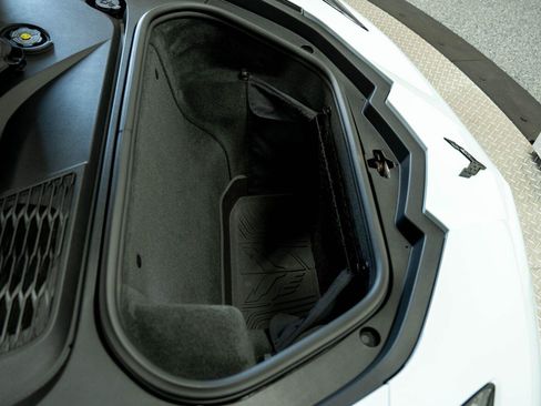 Used 2023 Chevrolet Corvette Z06 w/ Z07 Performance Package RWD image 73