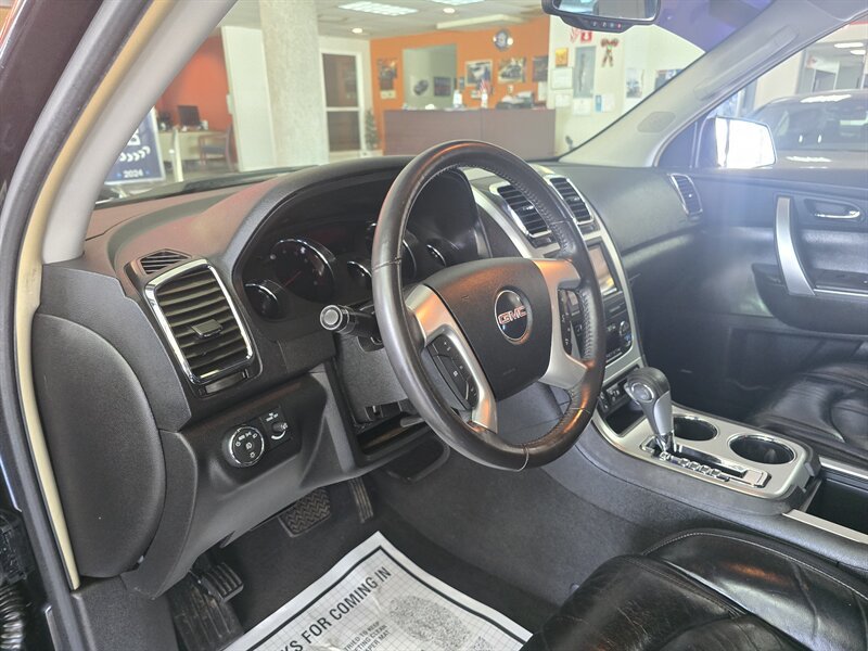 Used 2009 GMC Acadia SLT AWD/4WD image 7