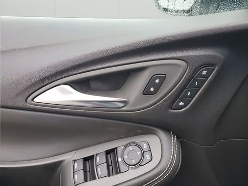 New 2026 Buick Encore GX Avenir w/ Avenir Technology Package image 27