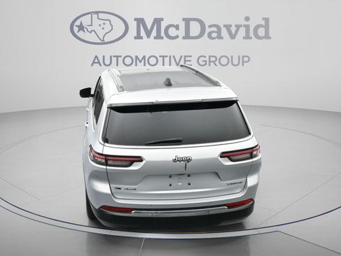 Used 2021 Jeep Grand Cherokee L Limited AWD/4WD image 39