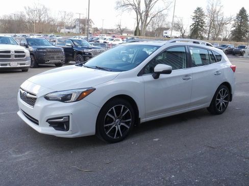 Used 2017 Subaru Impreza 2.0i Limited w/ Moonroof/BSD & Rcta/Eyesight image 8