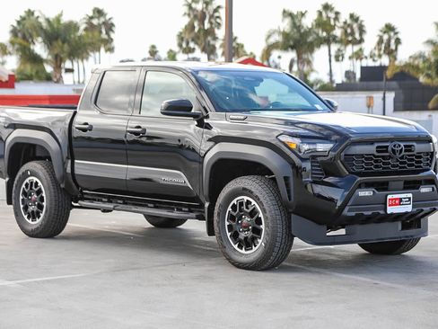 New 2025 Toyota Tacoma TRD Off-Road image 4