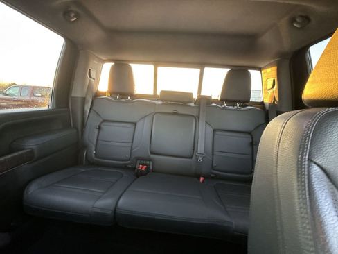 Certified 2023 GMC Sierra 2500 Denali image 11