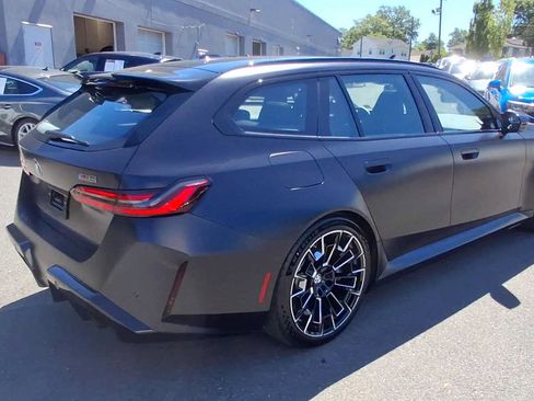 Used 2026 BMW M5 Touring AWD/4WD image 8