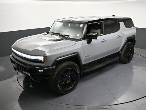 Certified 2026 GMC Hummer EV SUV AWD/4WD image 16
