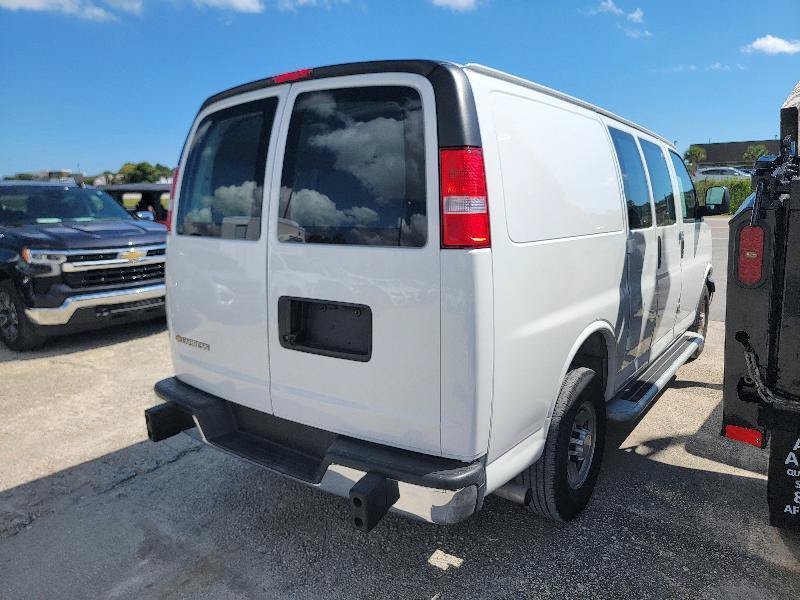 Used 2025 Chevrolet Express 2500 w/ Driver Convenience Package RWD image 2