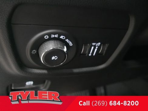 New 2026 Jeep Grand Cherokee Limited AWD/4WD image 21