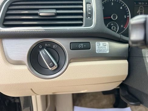 Used 2015 Volkswagen Passat TDI SE image 20