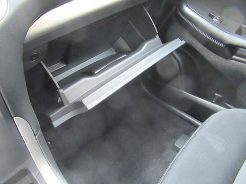 Used 2022 Ford Edge SE image 35