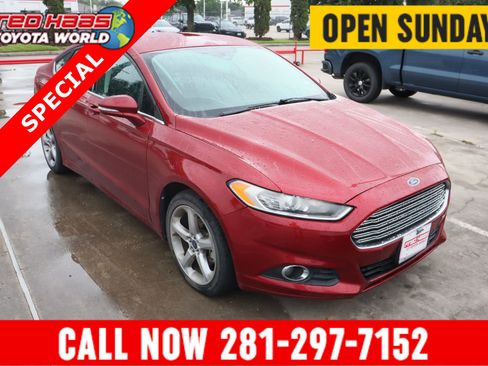 Used 2014 Ford Fusion SE FWD image 1