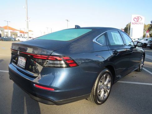 Used 2024 Honda Accord EX image 10