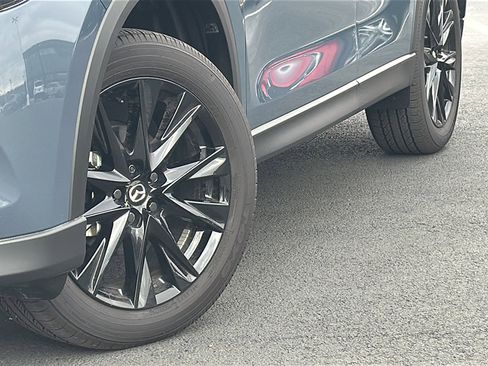 Used 2025 MAZDA CX-5 Carbon Edition image 3