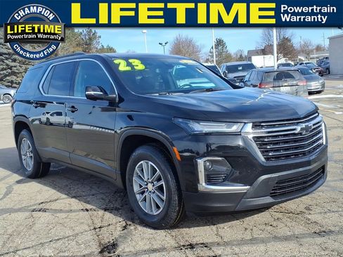 Certified 2023 Chevrolet Traverse LT w/ LPO, Floor Liner Package image 1