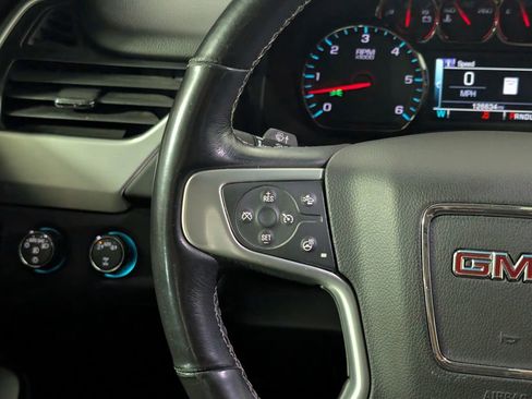 Used 2018 GMC Yukon SLT w/ Premium Edition AWD/4WD image 21