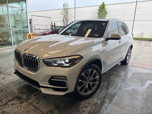 Used 2019 BMW X5 xDrive40i w/ Premium Package 2 image 1