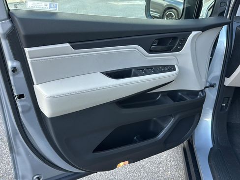 New 2026 Honda Odyssey EX-L image 13