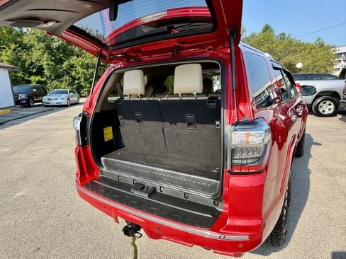 Used 2014 Toyota 4Runner Limited AWD/4WD image 41