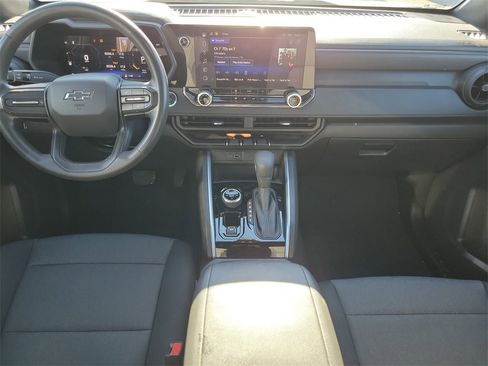 Used 2024 Chevrolet Colorado Trail Boss image 12