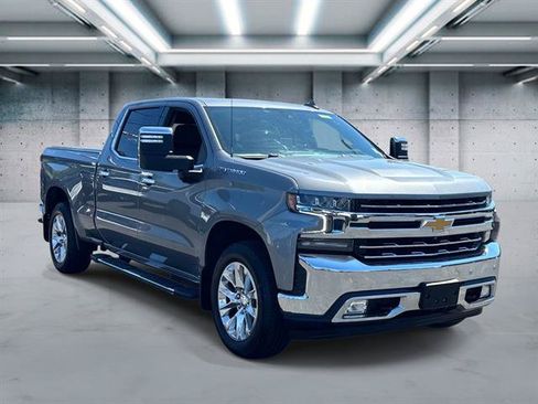 Used 2021 Chevrolet Silverado 1500 LTZ w/ LTZ Premium Package AWD/4WD image 3