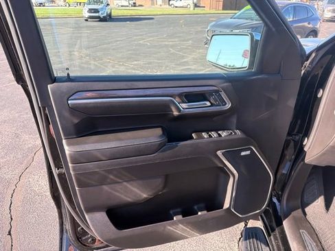 Used 2024 Chevrolet Silverado 1500 LTZ AWD/4WD image 24