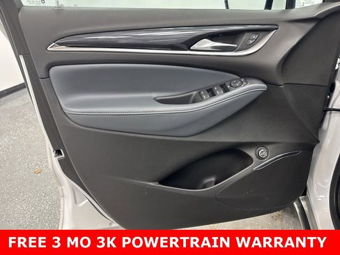 Used 2022 Buick Enclave Essence w/ Experience Buick Package image 6