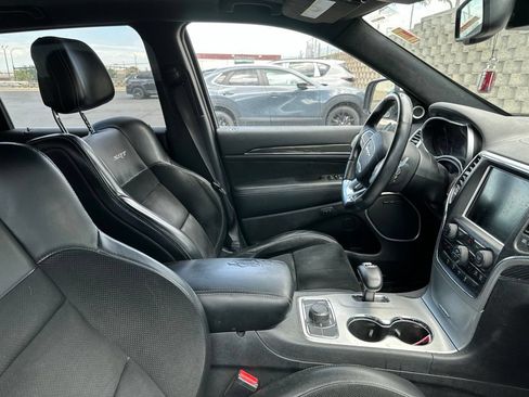 Used 2015 Jeep Grand Cherokee SRT w/ Trailer Tow Group IV AWD/4WD image 9